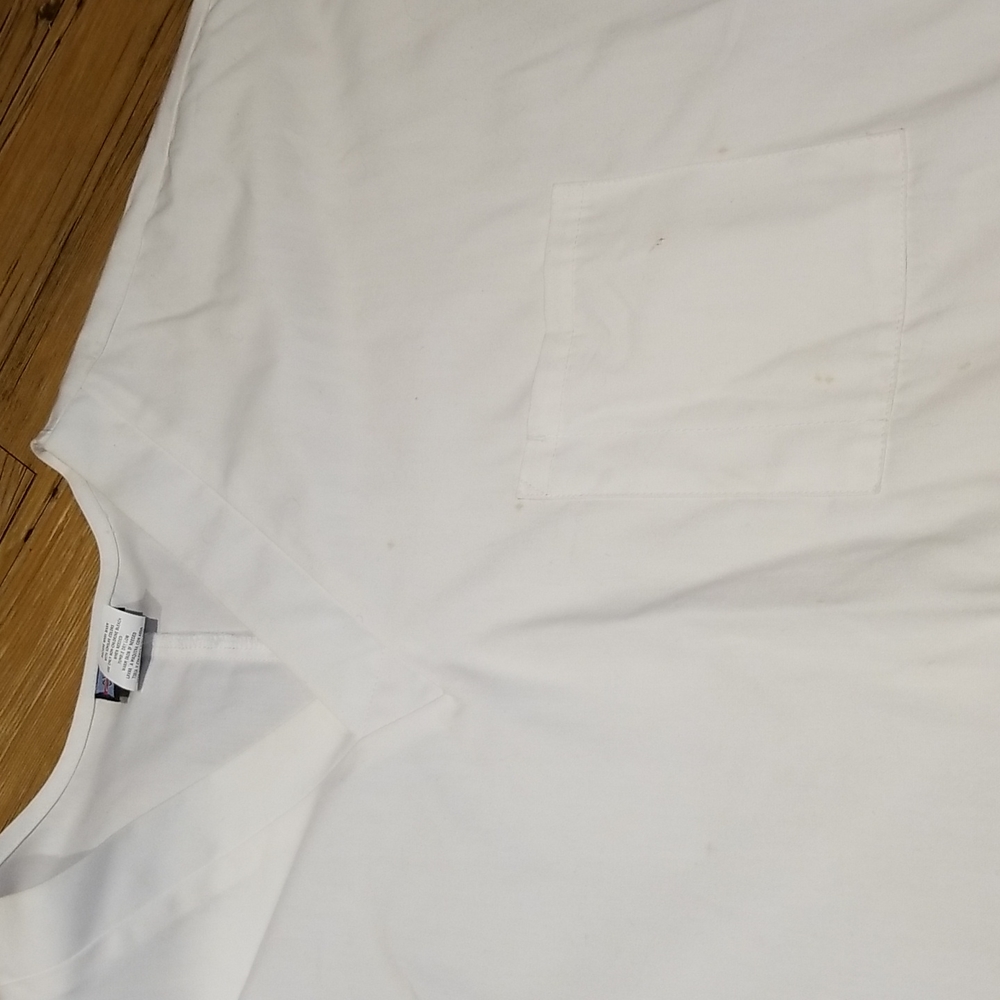Cherokee White Scrub top sz 3XL like new v neck - Picture 2 of 3